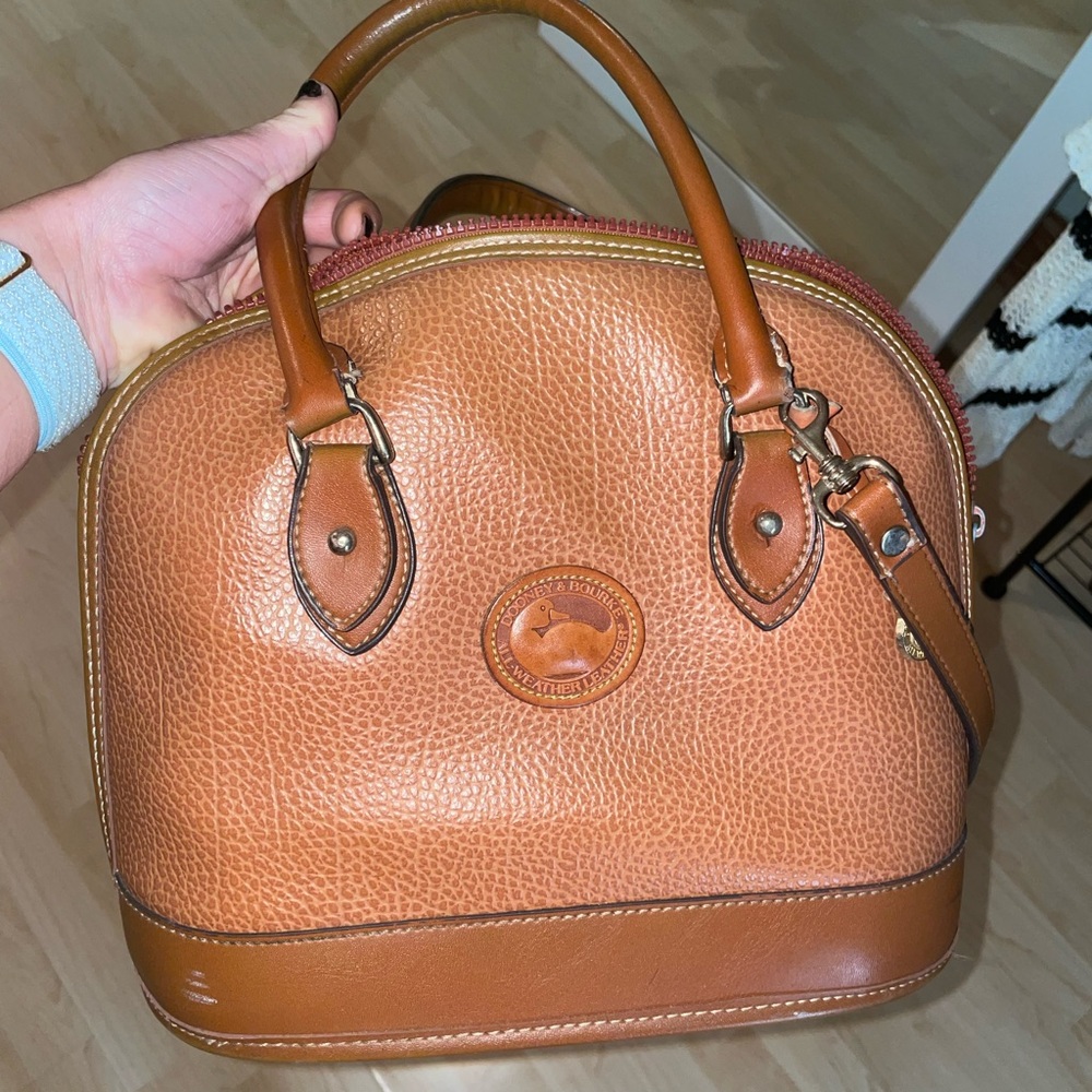 Quality used condition Dooney and Bourke crossbody